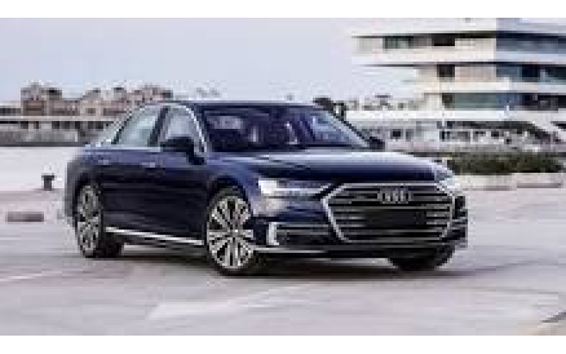 AUDI R6