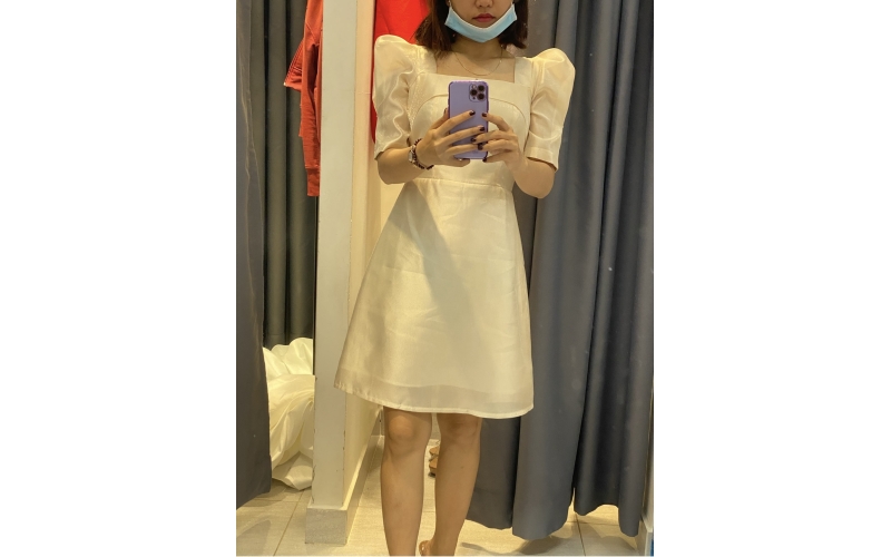 Đầm xèo màu nude